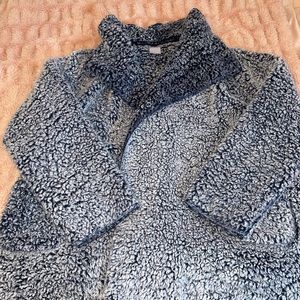 Super fluffy pullover